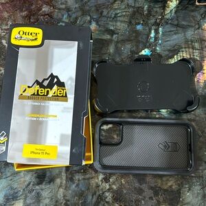 OtterBox Defender for iPhone 11 Pro
